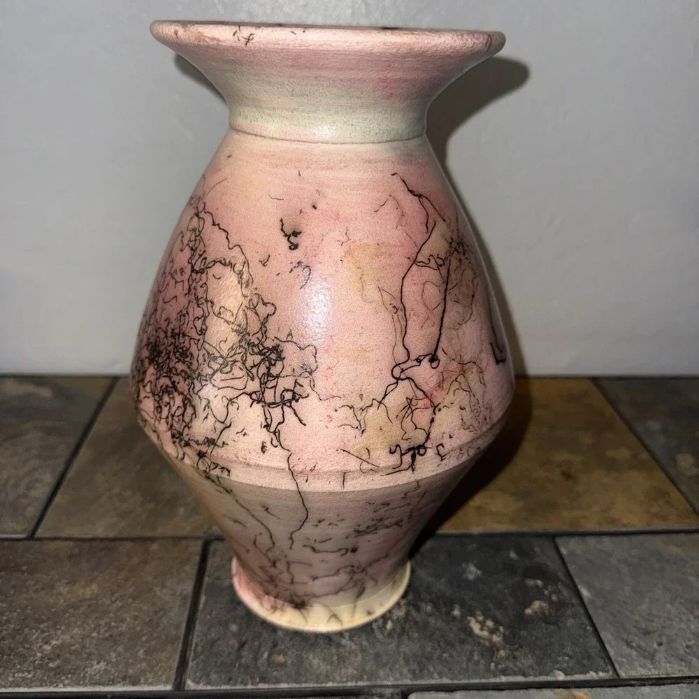 Handcrafted Navajo Horse Hair Pottery Vase 11in